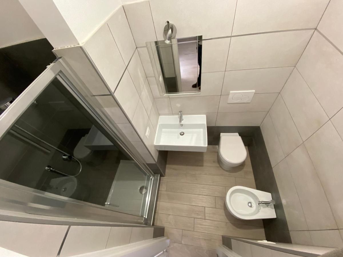Domus Art Suites Merulana 로마 외부 사진